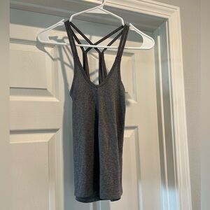 Old navy active tank
